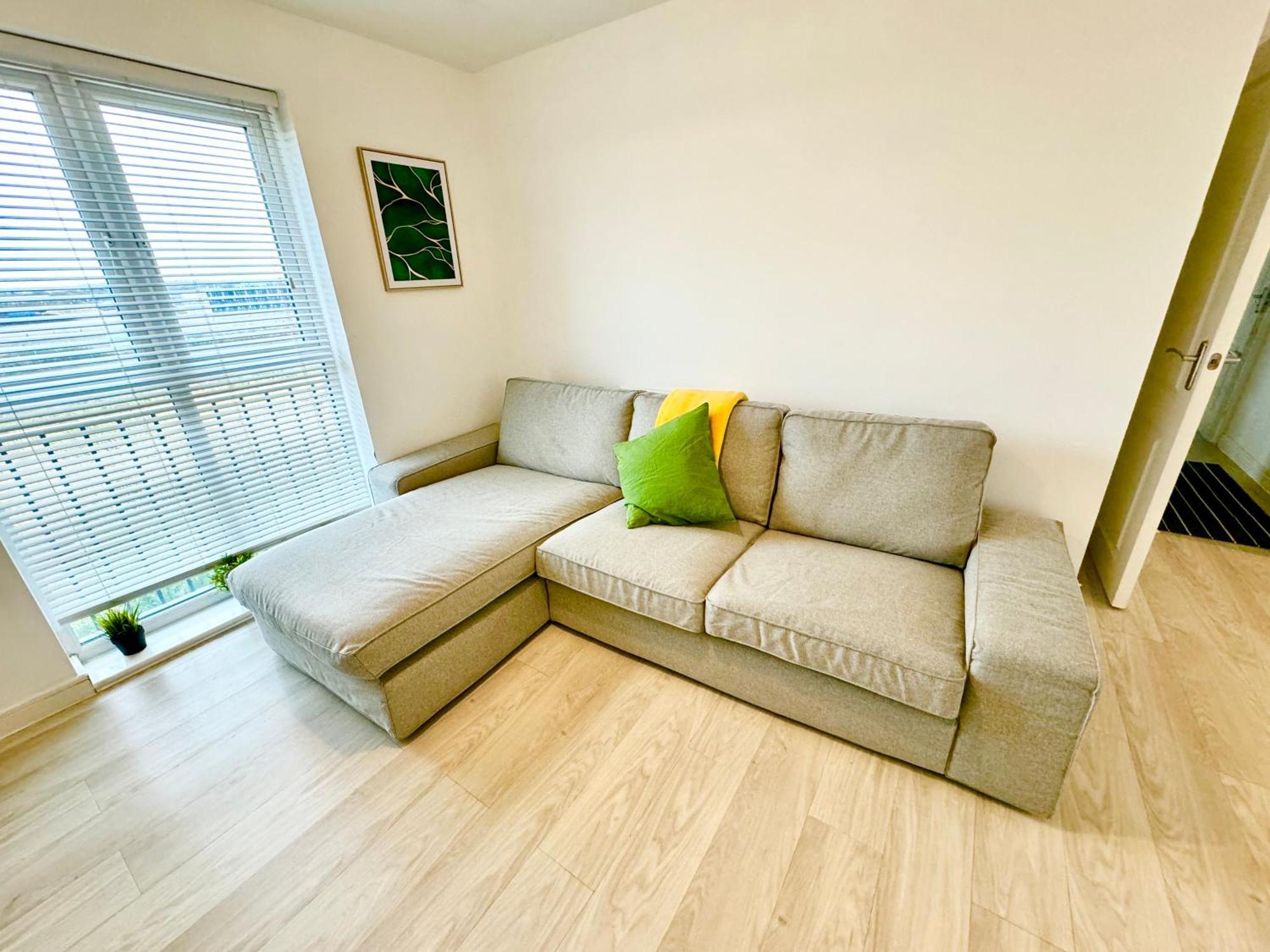 Modern 2-Bedroom Apartment Bristol Exterior photo